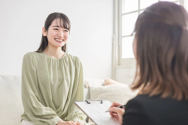 カウンセリングを受ける女性